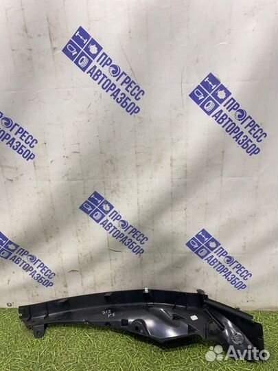 Обшивка стойки задняя левая Bmw 750I седан 4.8