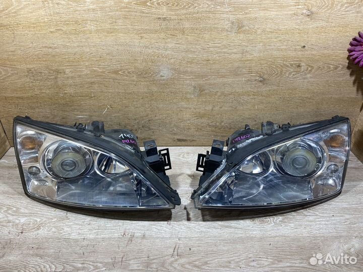Комплект ксеноновых фар Ford Mondeo 3 142601