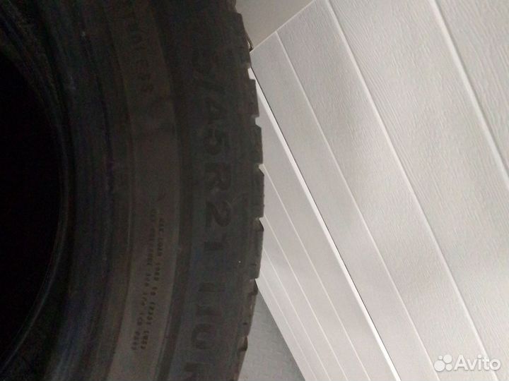 Triangle Snowlink TWT02 275/45 R21 110R