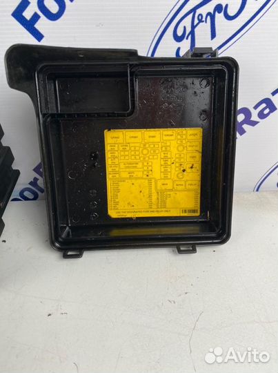 Блок предохранителей подкапотный Kia Ceed ED 1.6