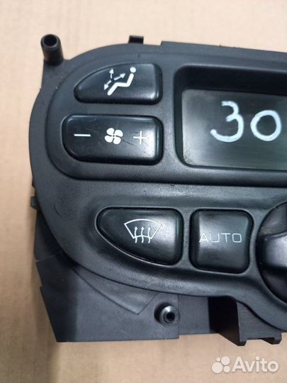 Блок управления климат-контролем Peugeot 307