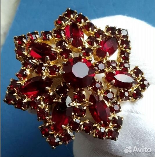 Винтажный набор брошь, колье, браслет и серьги