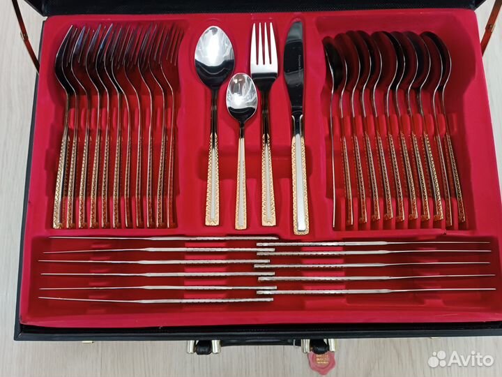 Hабор столoвых приборов 