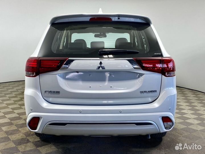 Mitsubishi Outlander 2.4 CVT, 2022, 46 км