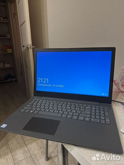 Lenovo v130 15ikb