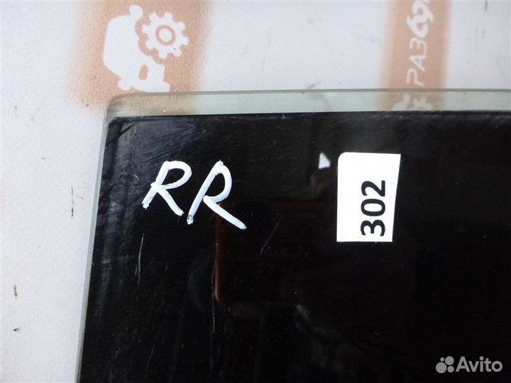 Стекло двери заднее правое Mitsubishi Lancer CS3W