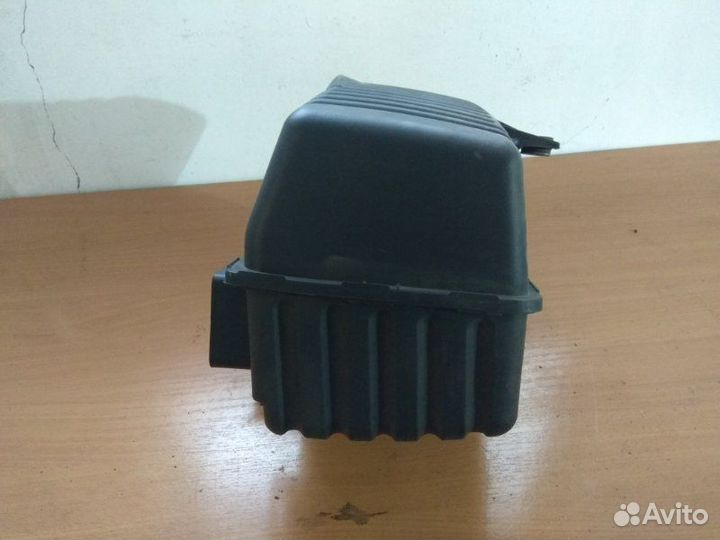 Корпус воздушного фильтра Volga Siber седан 2.4