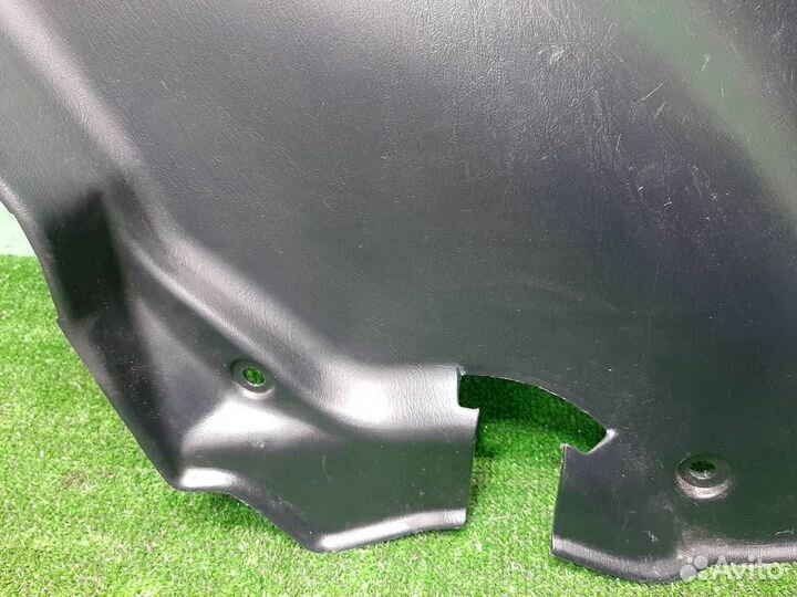 Обшивка левой стойки Lexus RX300 (MCU15) 2002