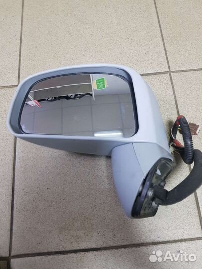 Левое зеркало Nissan Tiida (c11x)