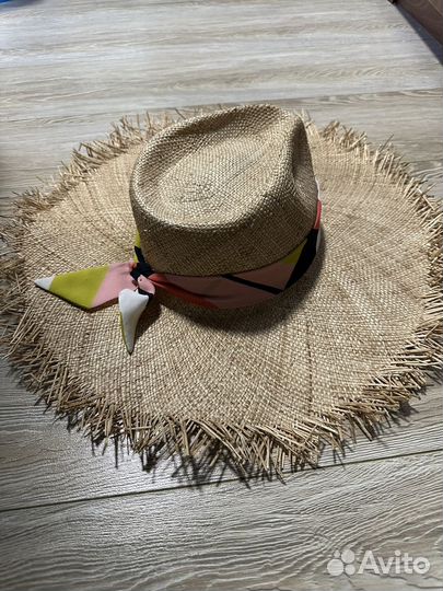 Шляпа женская соломенная