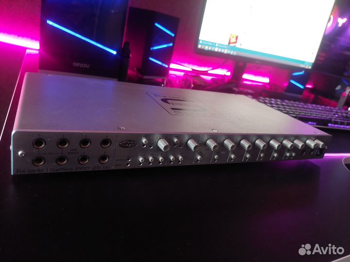 Звуковая карта Focusrite Saffre pro 26