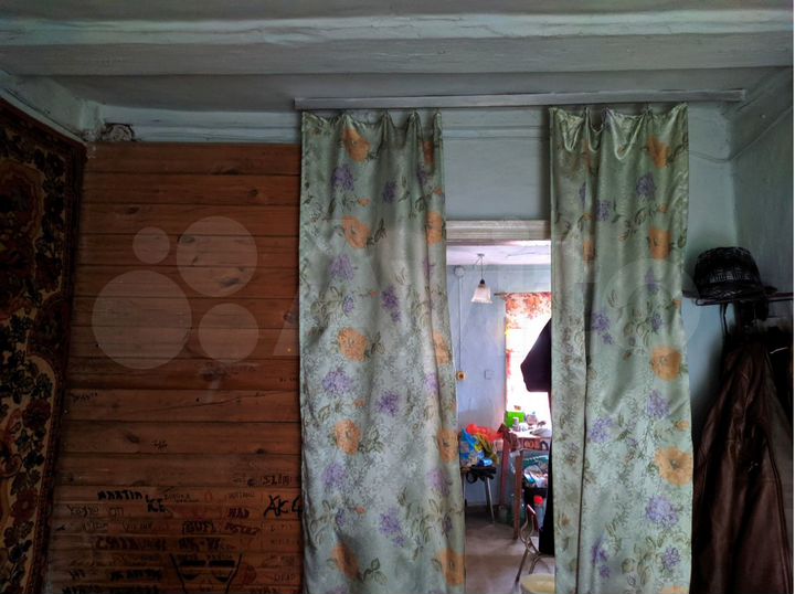 Дом 33,4 м² на участке 9,8 сот.