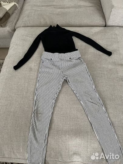 Джинсы Zara и водолазка Molo