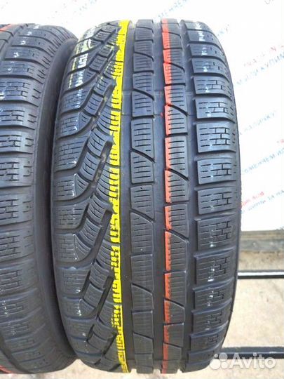 Pirelli Winter Sottozero 240 Serie II 215/45 R18 93V