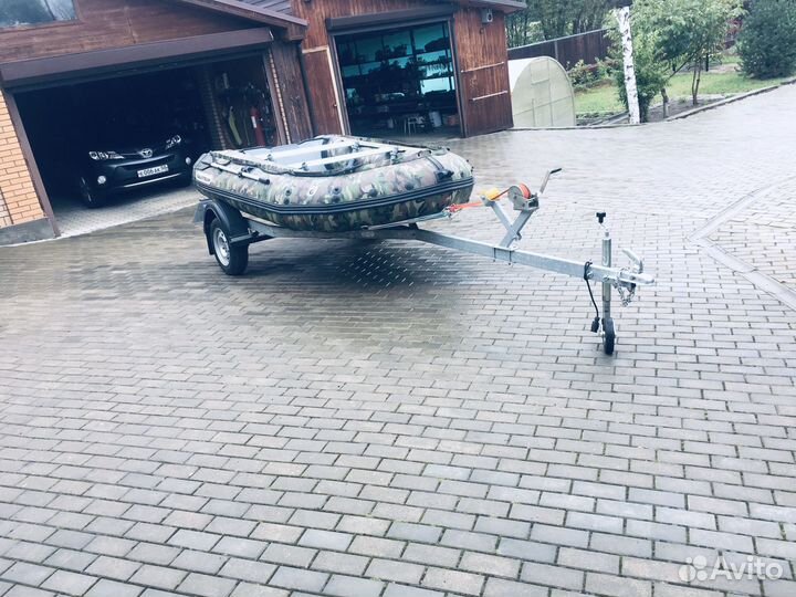 Прицеп лодочный