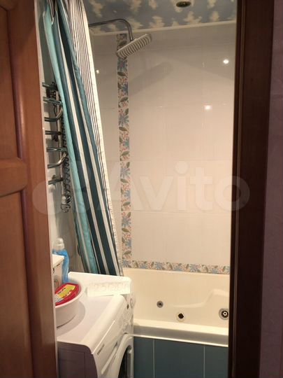 2-к. квартира, 52 м², 3/9 эт.