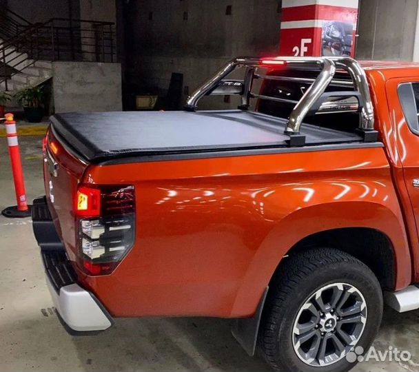 Дуга в кузов пикапа хром Мицубиси л200 2006-2023