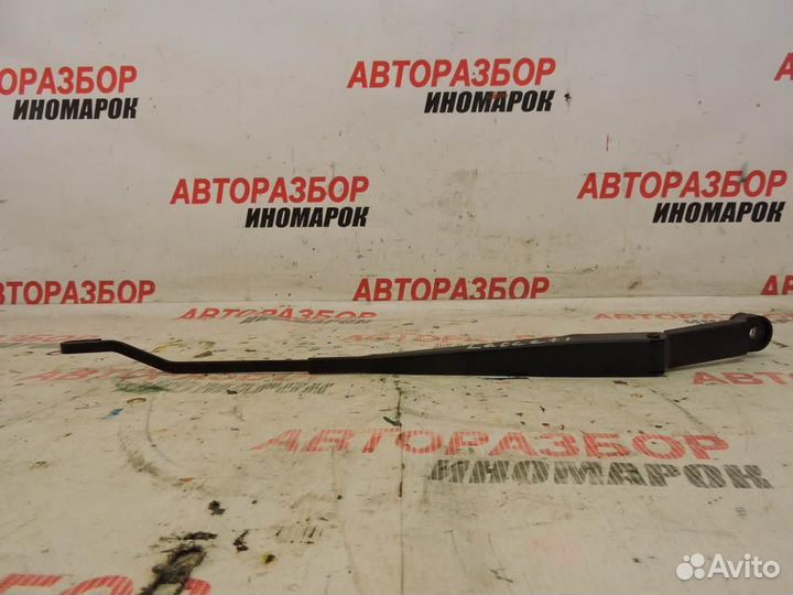 Поводок стеклоочистителя передний правый Chevrolet