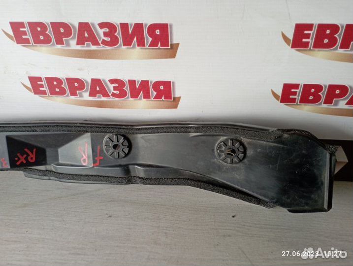 Пыльник крыла передний правый Lexus Rx350 2010