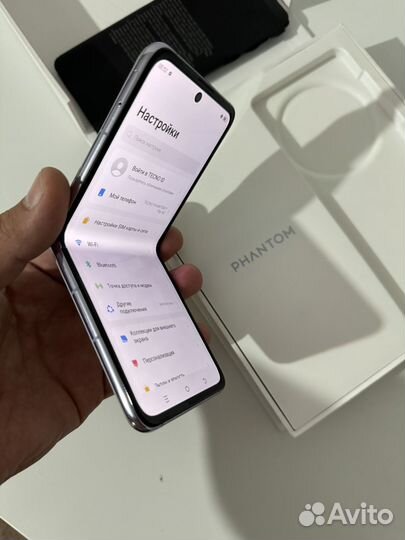 TECNO Phantom V Flip, 8/256 ГБ