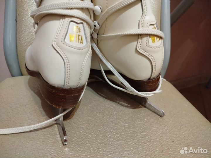 Коньки Wifa (размер EU 25)