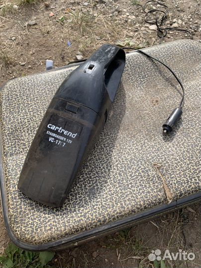 Ручной пылесос в машину