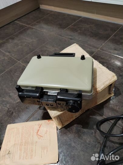 Вафельница СССР электрическая Пересвет