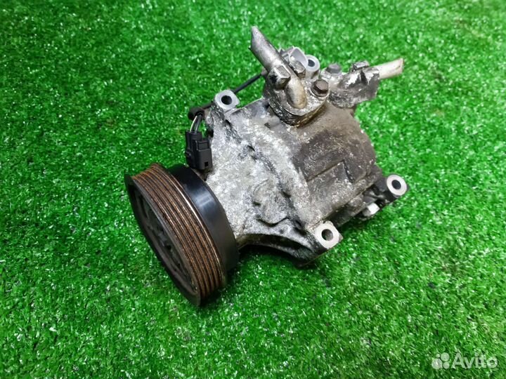 Компрессор кондиционера Toyota Corolla e120