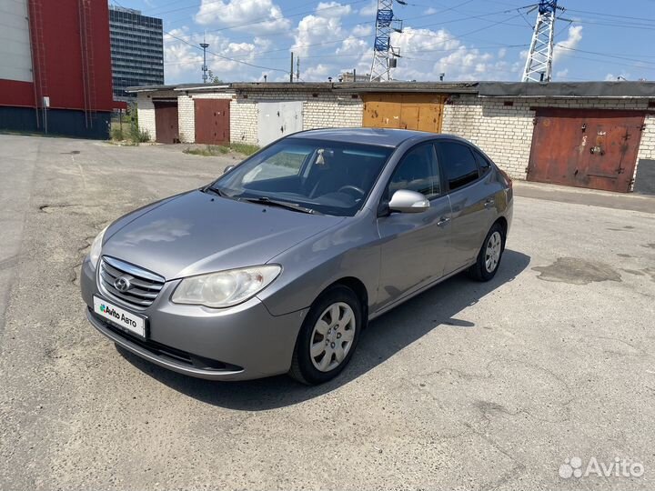 Hyundai Elantra 1.6 AT, 2011, 225 000 км