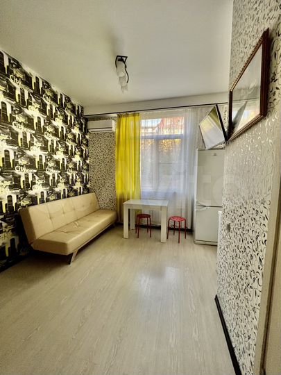 3-к. квартира, 40 м², 2/6 эт.
