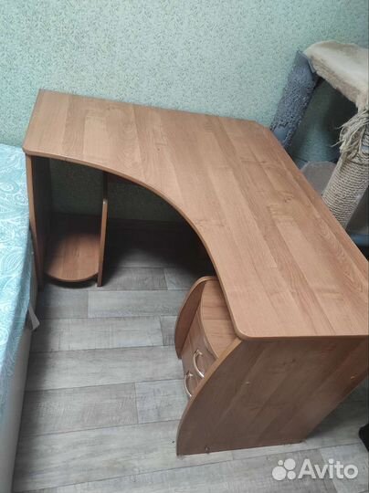 Компьютерный стол бу