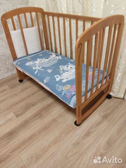 Детская кровать с матрасом