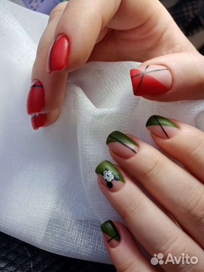 Маникюр, педикюр, гель-лак