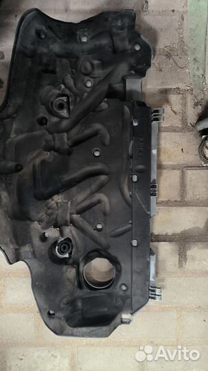 Крышка двигателя xc90 d5