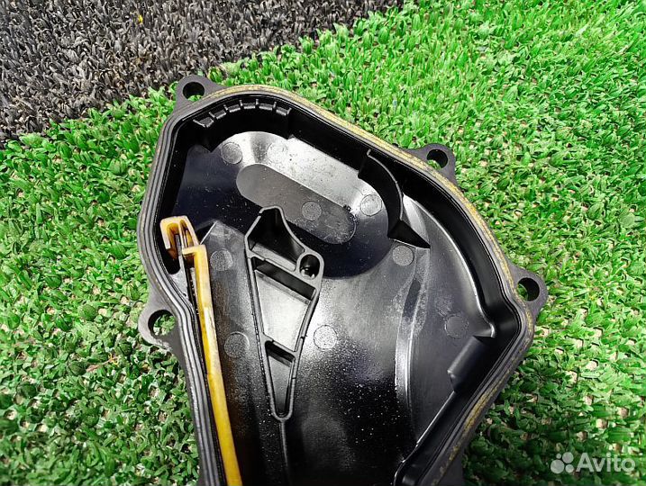 Крышка грм Nissan Pathfinder