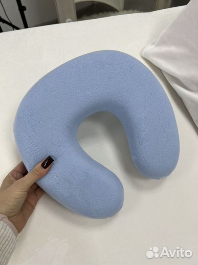 Подушка под голову под шею