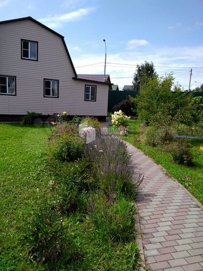 Дом 73,3 м² на участке 8 сот.