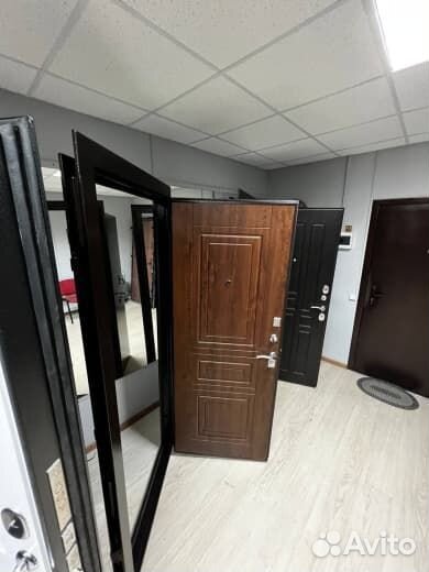 Тёплая входная дверь с бесплатной доставкой