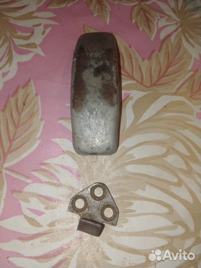 Защёлка на мотор поддон Вихрь30 25