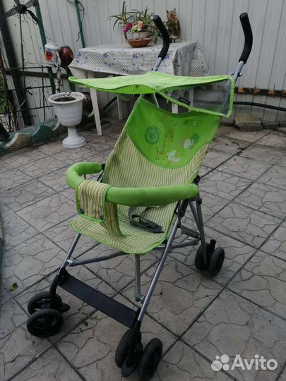 Прогулочная коляска