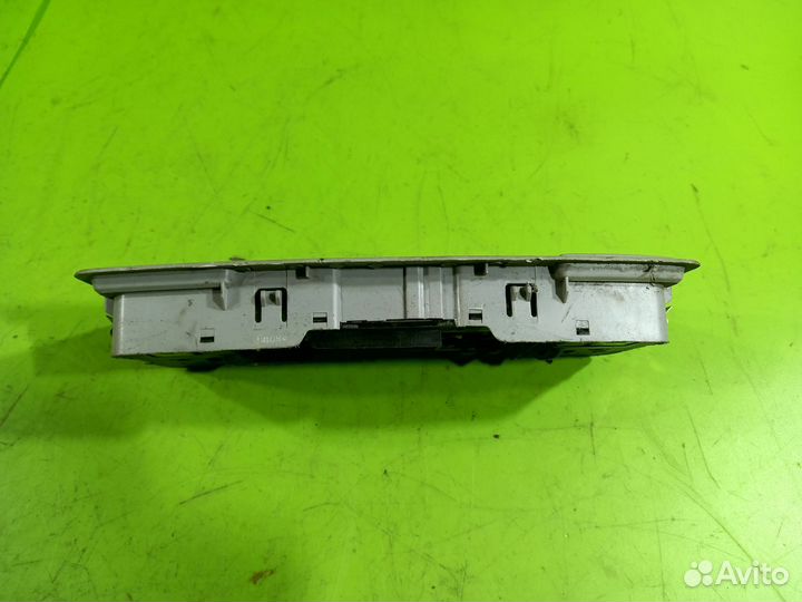 Плафон салонный для Mazda 3 2003-2009