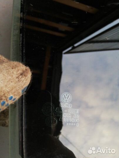Стекло двери заднее правое Volkswagen Passat B6