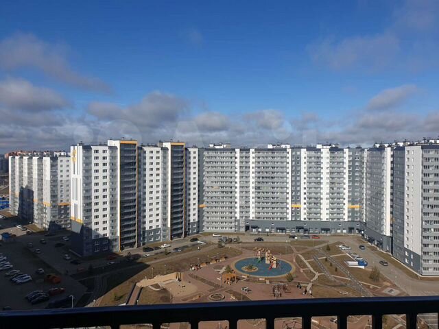 Бульвар десантника вадима чугунова. Бульвар десантника вадима чугунова. Чугунова д 8к2. Новогорелово чугунова 8. Новогорелово бульвар десантника.