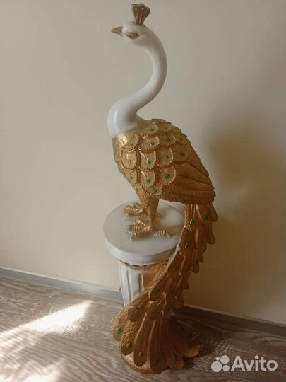 Интерьерная фигура из гипса