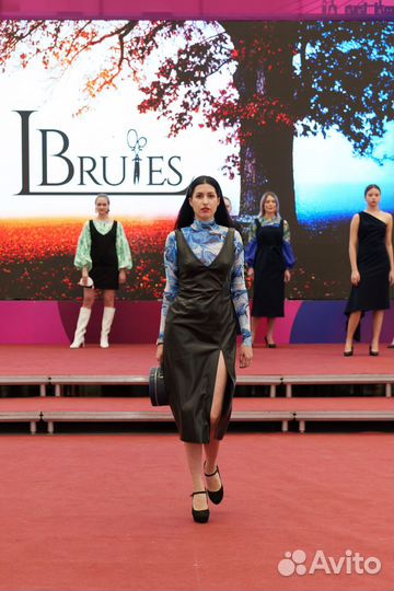 Платье женское из эко кожи