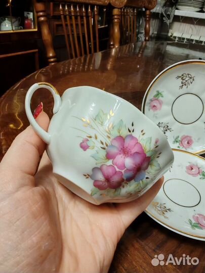 Чашки, блюдца