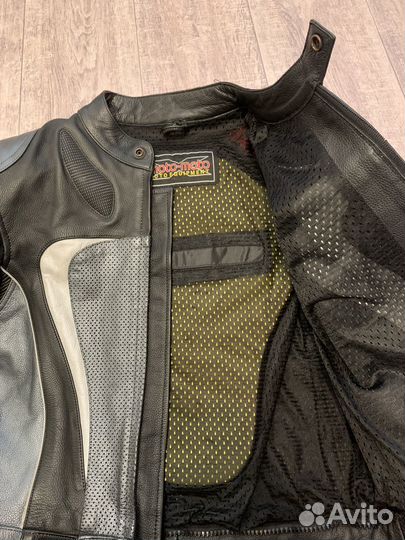 Мотокуртка мужская