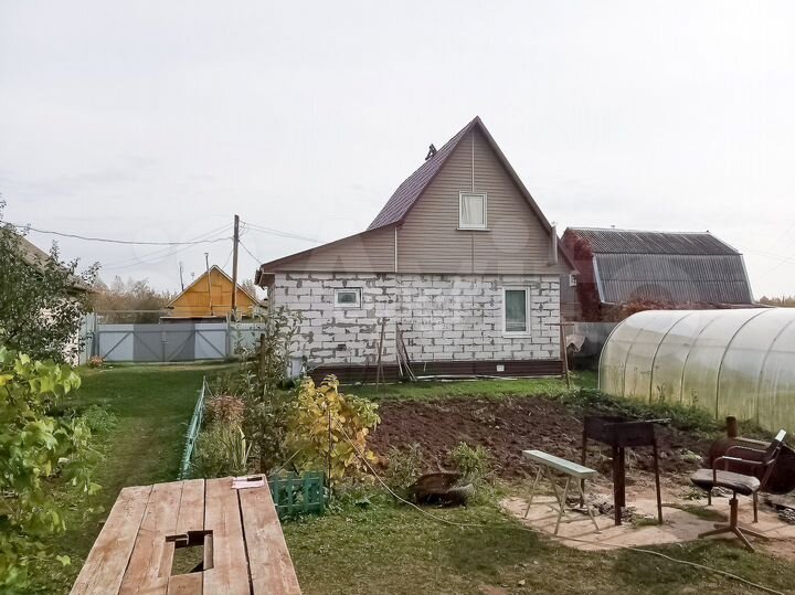 Дом 51,6 м² на участке 5,2 сот.