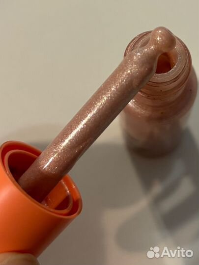 Жидкий хайлайтер clarins