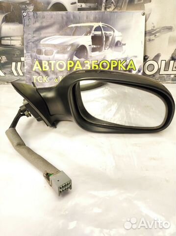 Правое зеркало Volvo S80